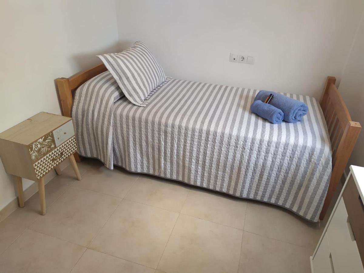 Apartamentos Costa De La Luz Playa Рота Экстерьер фото